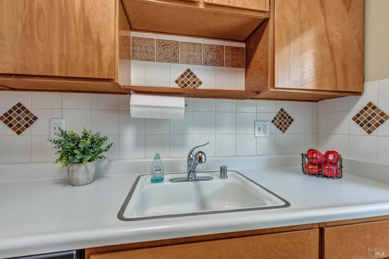 Detail Gallery Image 14 of 46 For 108 Shoreline Ct, Richmond,  CA 94804 - 1 Beds | 1 Baths