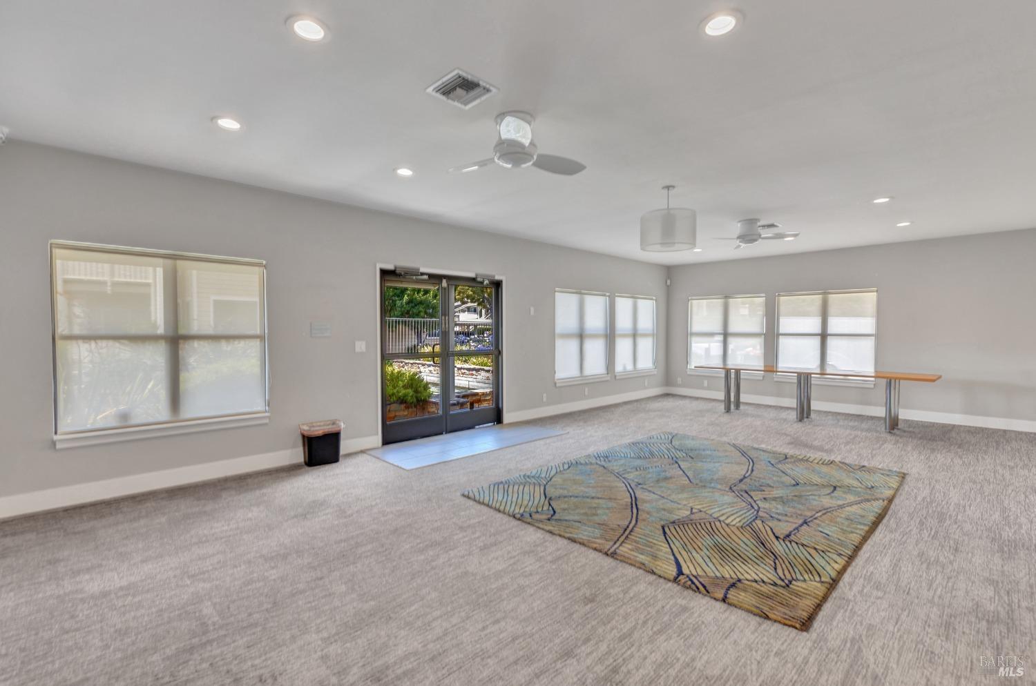 Detail Gallery Image 27 of 46 For 108 Shoreline Ct, Richmond,  CA 94804 - 1 Beds | 1 Baths