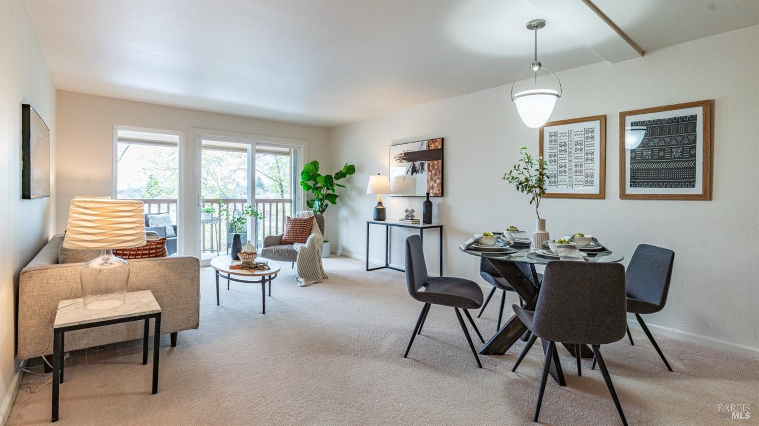 Detail Gallery Image 1 of 1 For 1540 Center Rd #386,  Novato,  CA 94947 - 1 Beds | 1 Baths