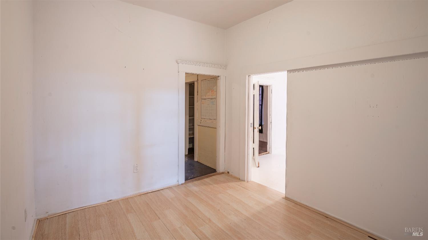 Detail Gallery Image 3 of 12 For 1568 7th St, Oakland,  CA 94607 - 2 Beds | 1 Baths