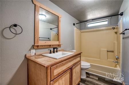 Detail Gallery Image 25 of 32 For 5305 Blue Lakes Is 4, Upper Lake,  CA 95485 - 2 Beds | 1 Baths