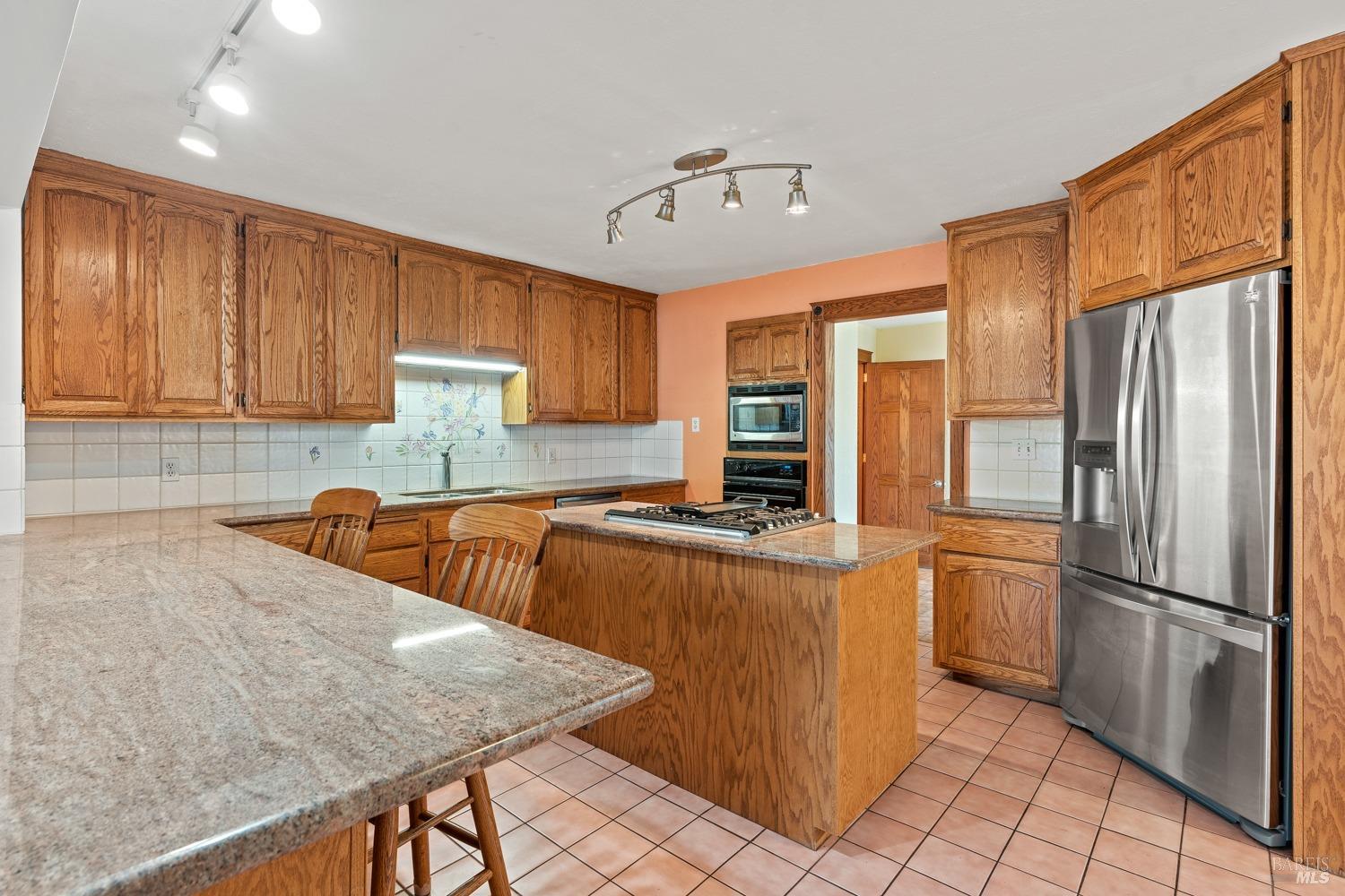 Detail Gallery Image 3 of 25 For 1840 Branscomb Rd, Laytonville,  CA 95454 - 3 Beds | 2 Baths