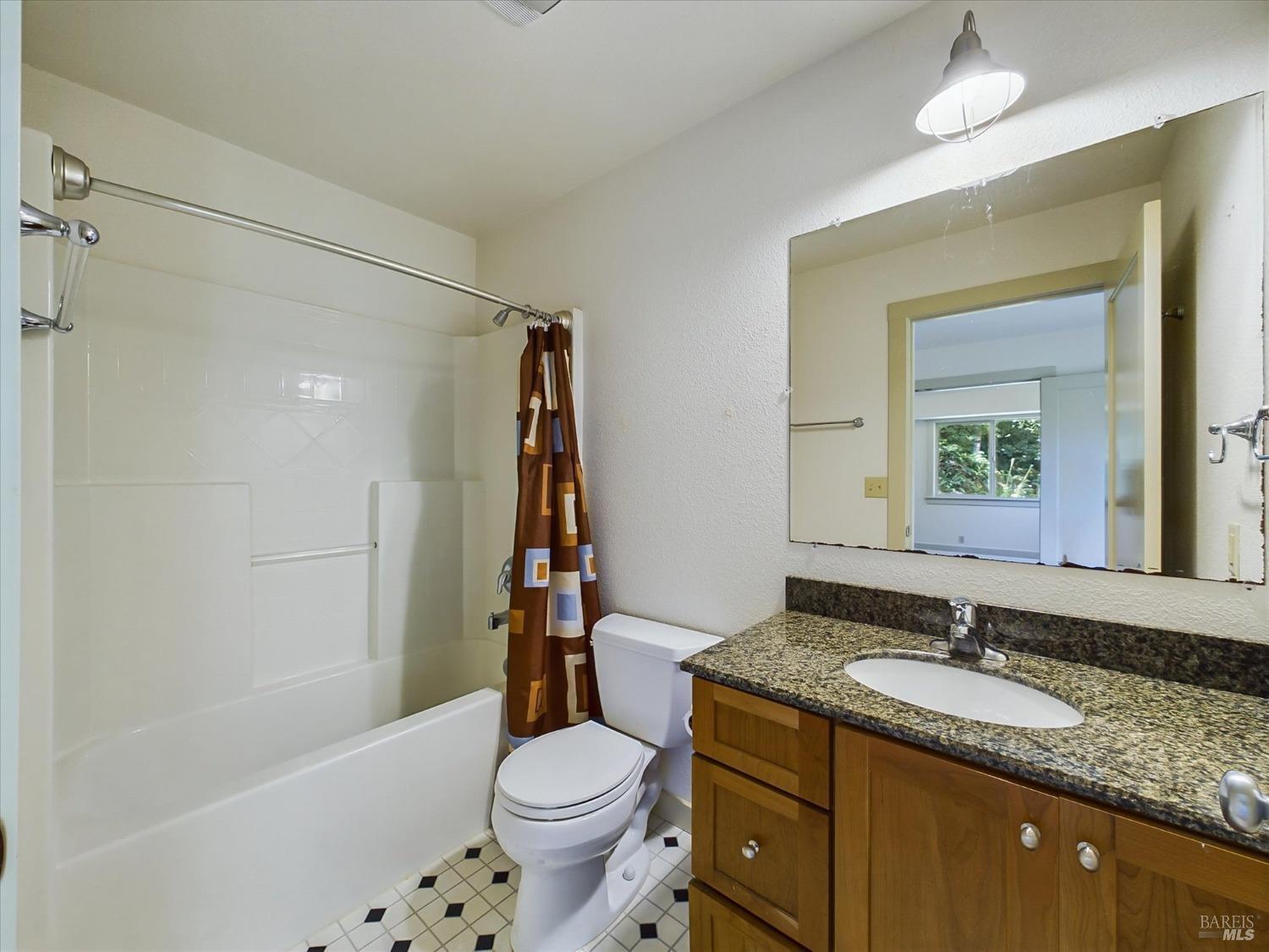 Detail Gallery Image 34 of 52 For 130 Robinson Rd, Orick,  CA 95555 - 2 Beds | 2 Baths