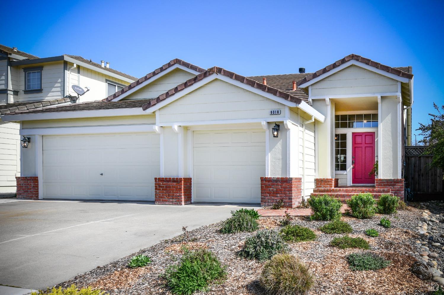 Detail Gallery Image 1 of 1 For 8010 Manchester Ave, Rohnert Park,  CA 94928 - 4 Beds | 2/1 Baths