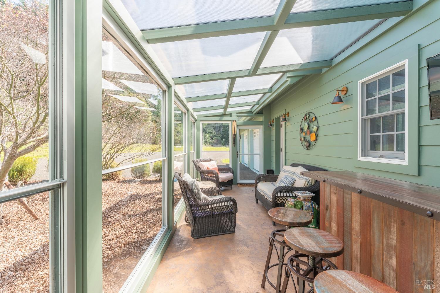 Detail Gallery Image 12 of 38 For 44800 Raven Ln, Mendocino,  CA 95460 - 2 Beds | 2/1 Baths