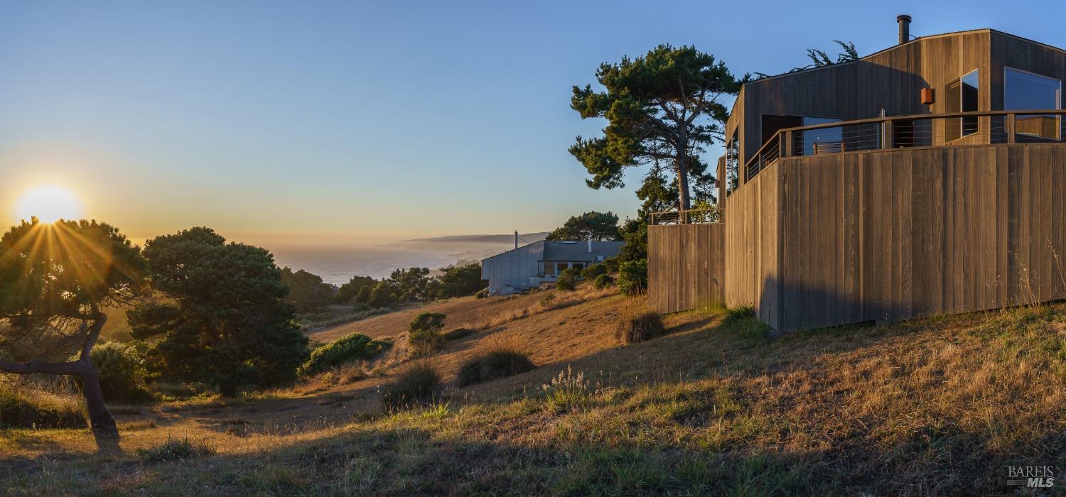 Detail Gallery Image 16 of 62 For 35028 Crows Nest Dr, The Sea Ranch,  CA 95497 - 2 Beds | 2 Baths