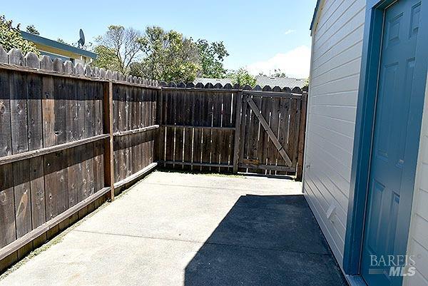 Detail Gallery Image 17 of 27 For 244 Woodrow Ave, Vallejo,  CA 94591 - 2 Beds | 1 Baths