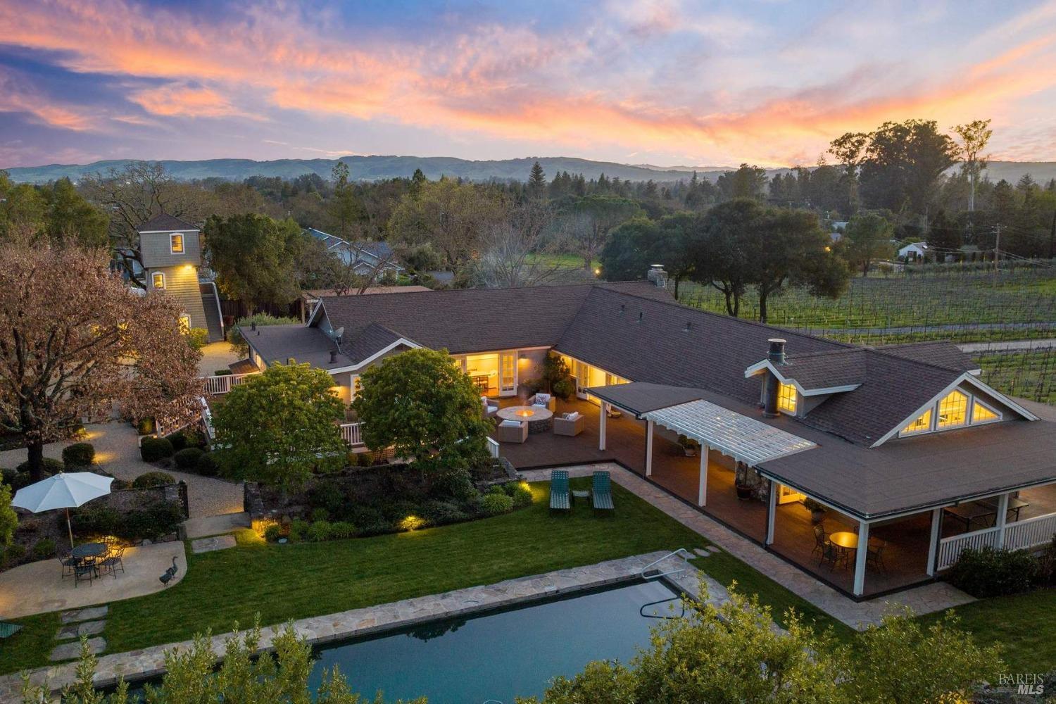 19100 Old Winery Road, Sonoma, CA 95476