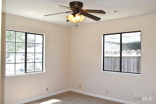 Detail Gallery Image 9 of 27 For 244 Woodrow Ave, Vallejo,  CA 94591 - 2 Beds | 1 Baths