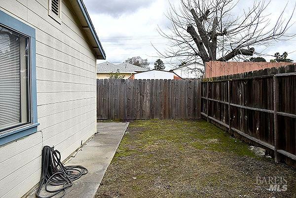 Detail Gallery Image 27 of 27 For 244 Woodrow Ave, Vallejo,  CA 94591 - 2 Beds | 1 Baths
