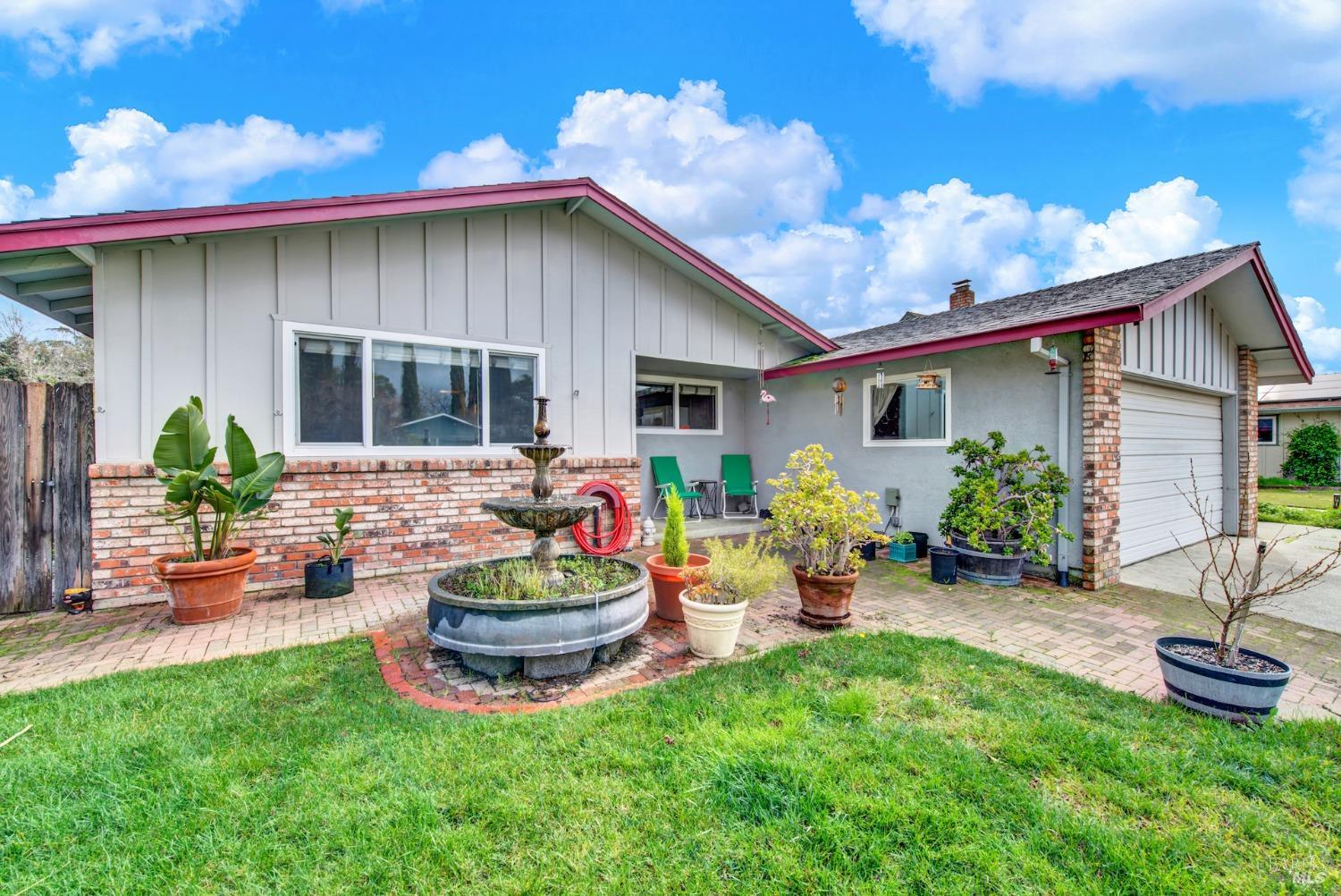 Photo of 148 Stanton Ave in Vacaville, CA