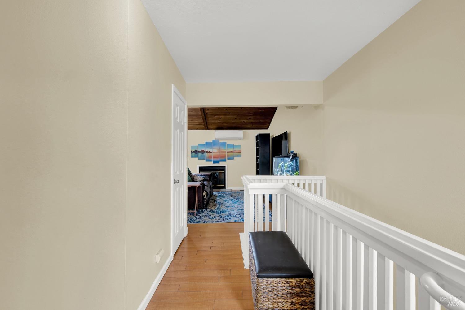 Detail Gallery Image 8 of 30 For 1800 Dalessi Ln, Pinole,  CA 94564 - 2 Beds | 2/1 Baths