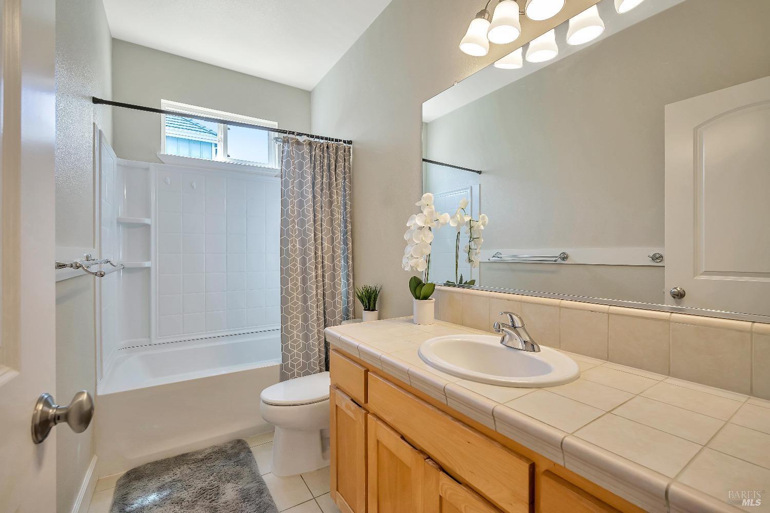 Detail Gallery Image 33 of 44 For 741 Fresno Ave, Santa Rosa,  CA 95407 - 3 Beds | 2 Baths