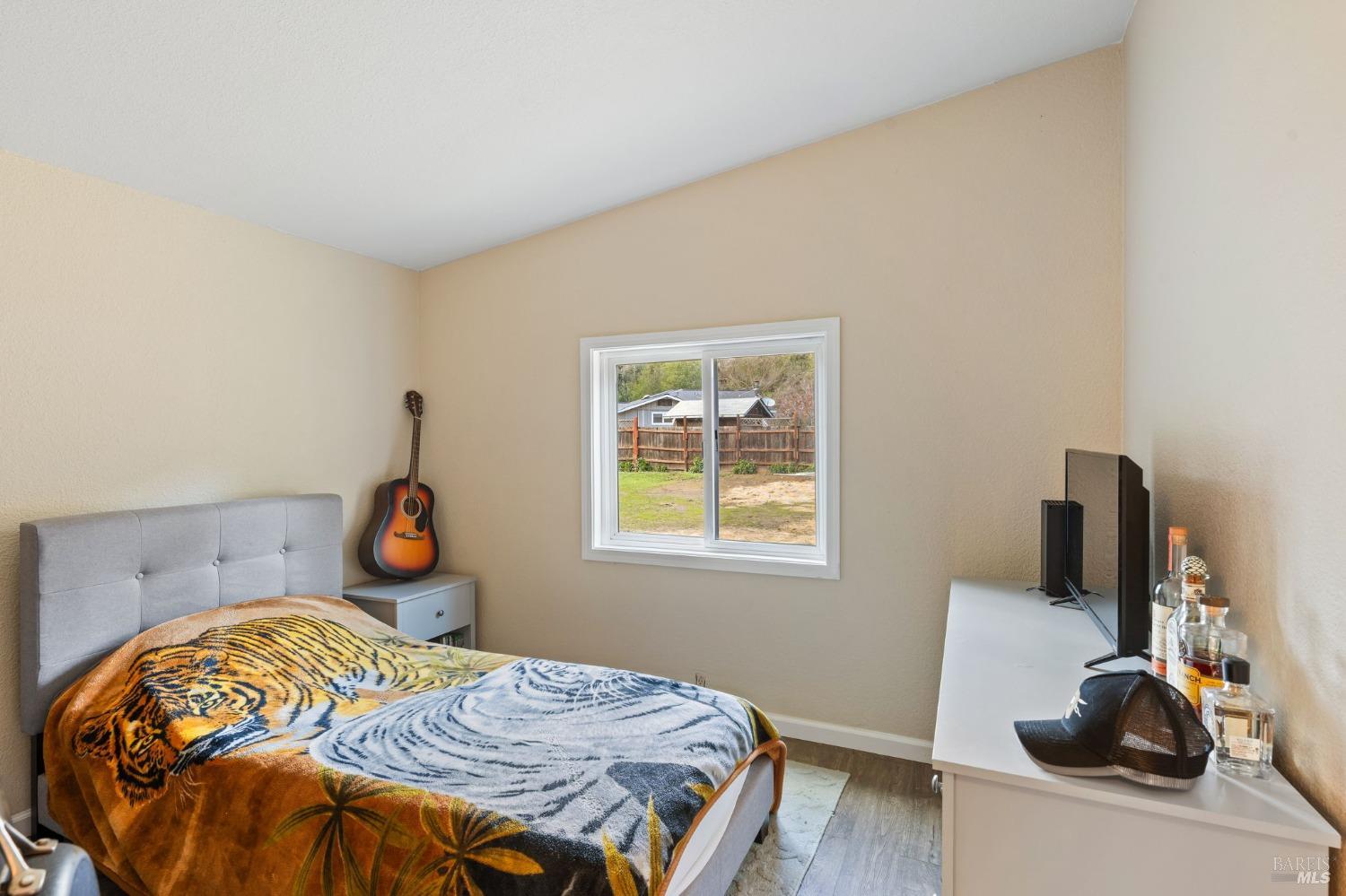 Detail Gallery Image 11 of 22 For 9381 N State St, Redwood Valley,  CA 95470 - 3 Beds | 2 Baths