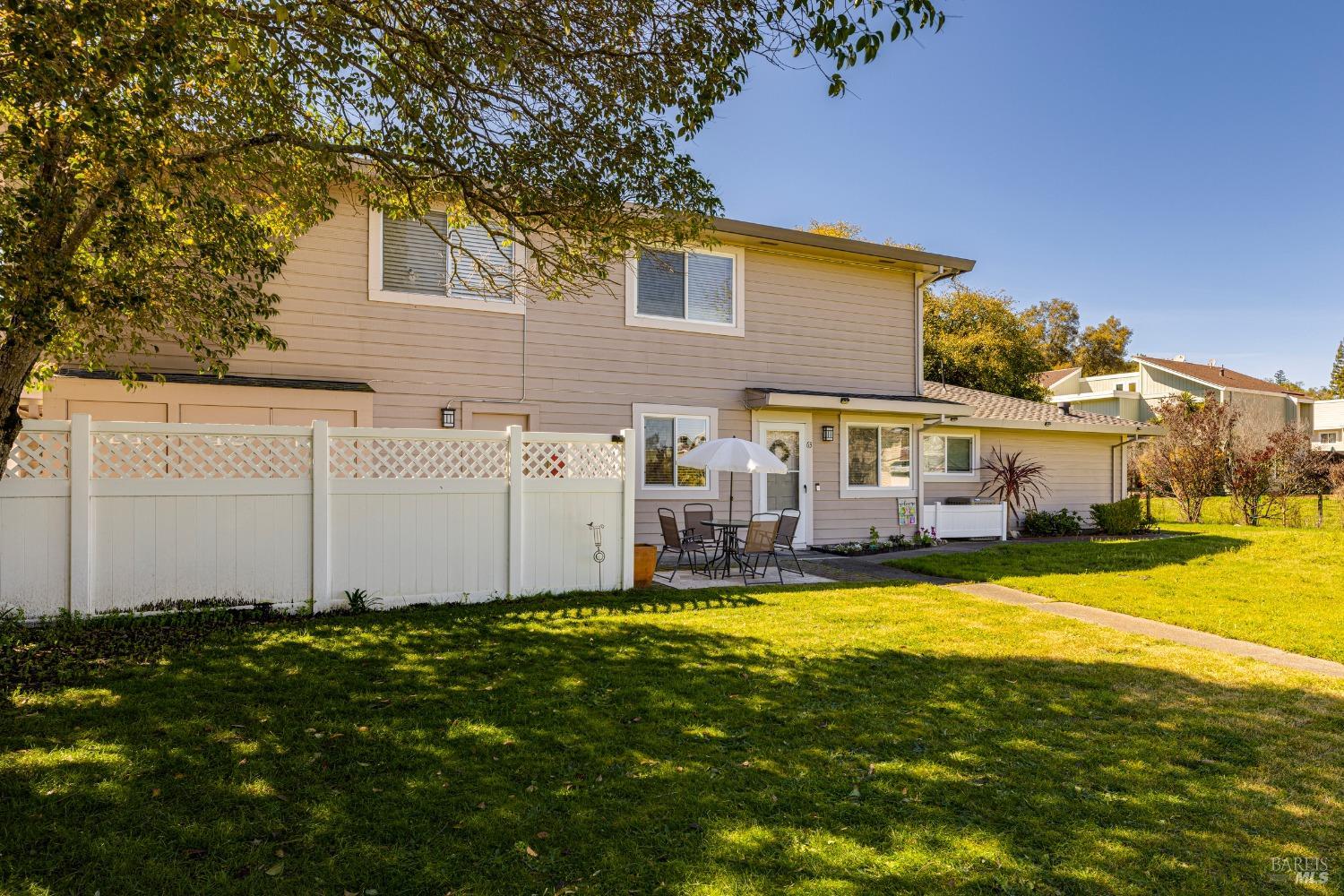 Detail Gallery Image 1 of 1 For 63 Trinity Dr, Novato,  CA 94947 - 2 Beds | 1 Baths