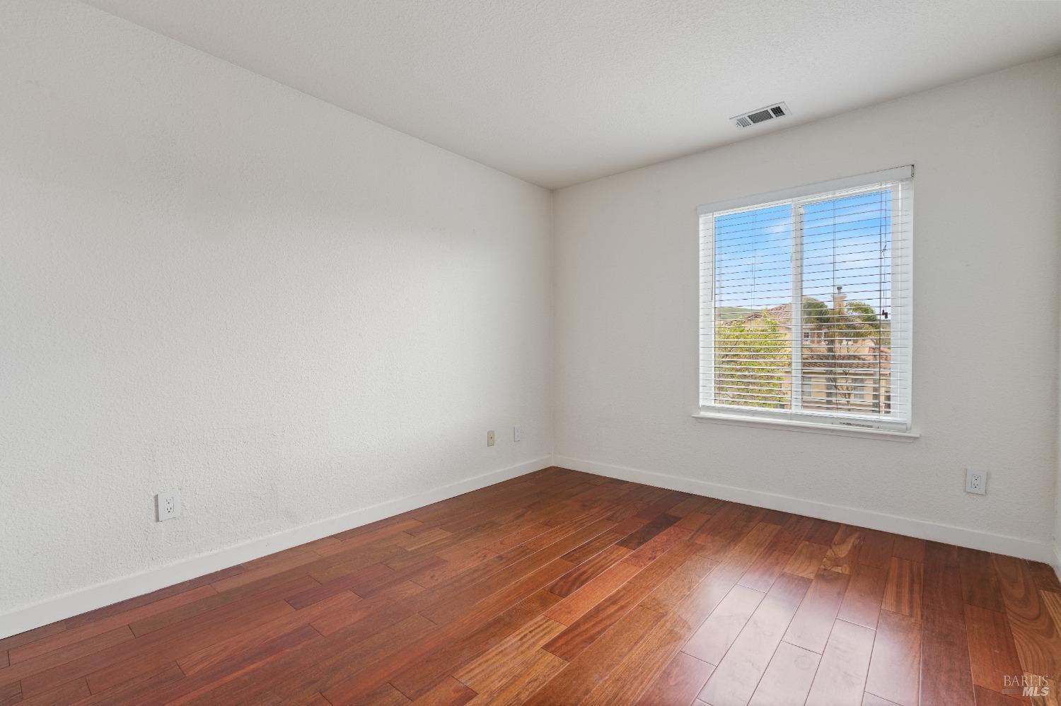 Edgewater Place, Vallejo, California image 19