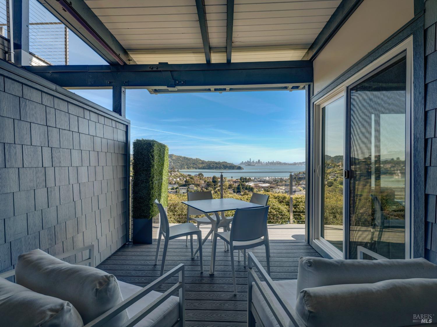 Detail Gallery Image 30 of 40 For 15 Corinthian Ct #11,  Tiburon,  CA 94920 - 2 Beds | 2 Baths