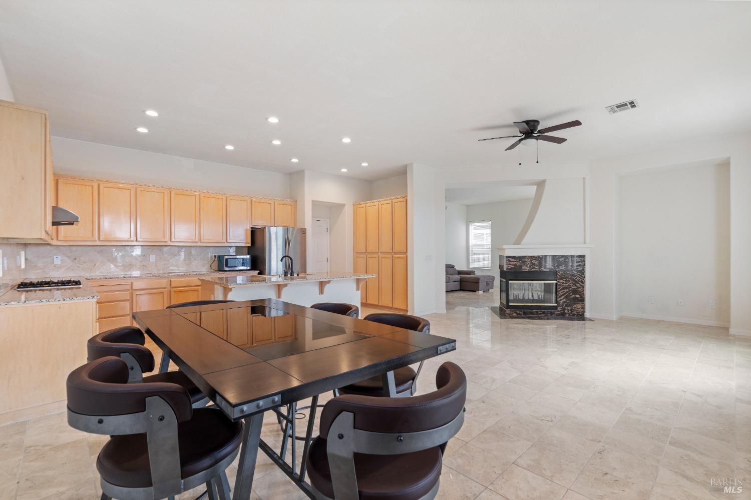 Edgewater Place, Vallejo, California image 11