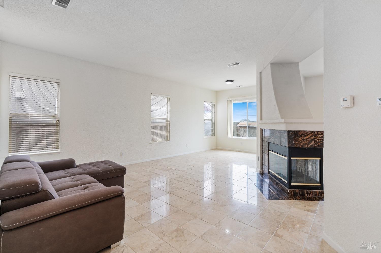 Edgewater Place, Vallejo, California image 6