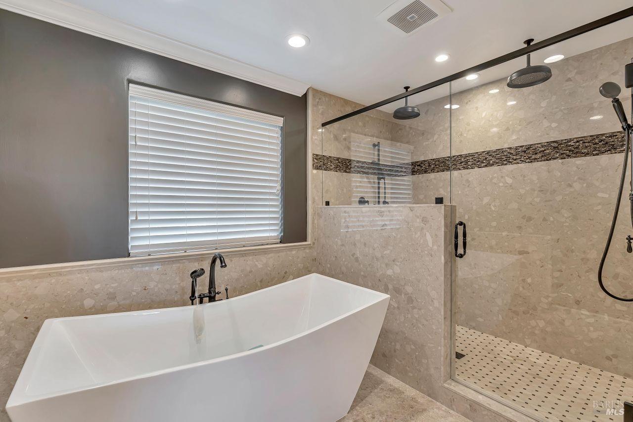 Detail Gallery Image 33 of 56 For 1373 Westgate Ln, Penngrove,  CA 94951 - 3 Beds | 3/1 Baths