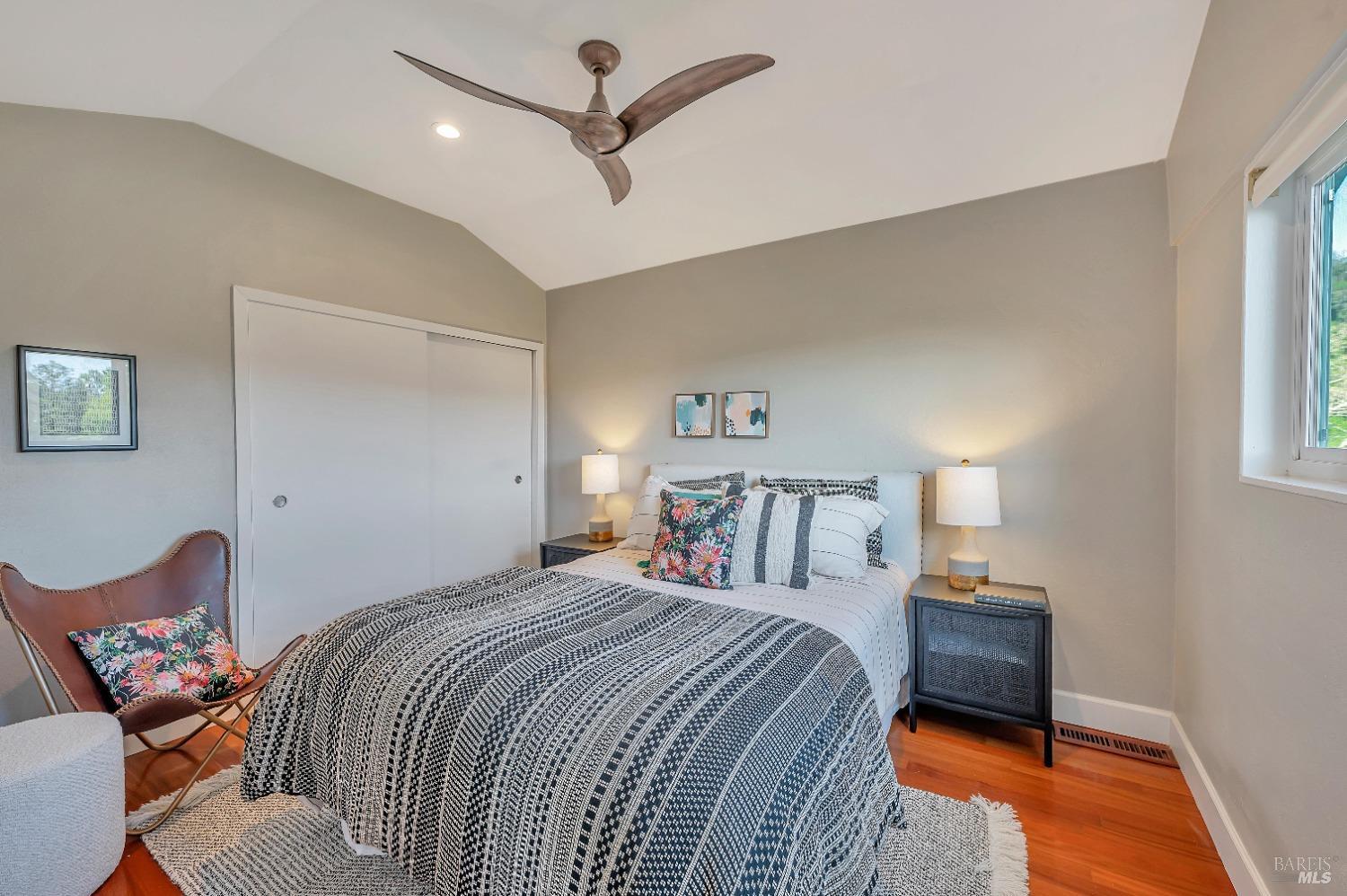 Detail Gallery Image 22 of 47 For 223 Scenic Rd, Fairfax,  CA 94930 - 3 Beds | 2 Baths