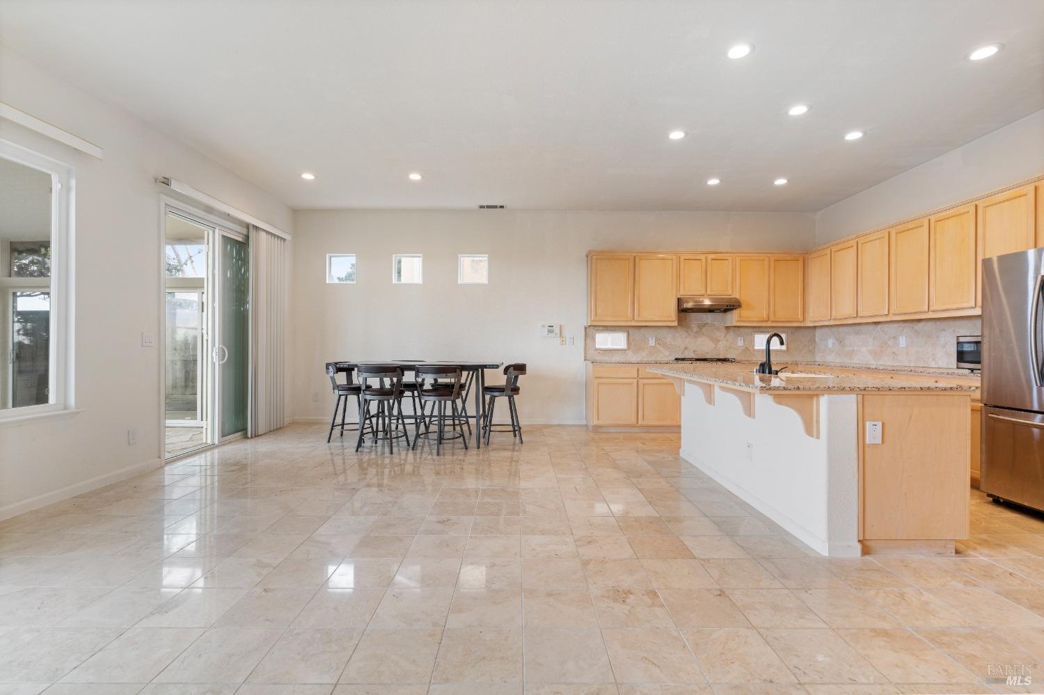 Edgewater Place, Vallejo, California image 9