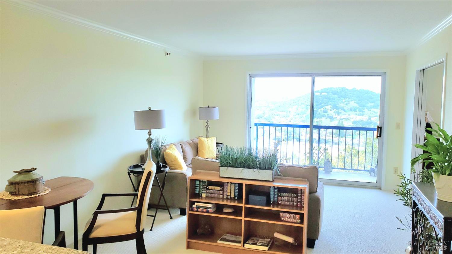 Detail Gallery Image 1 of 8 For 100 Thorndale Dr #360,  San Rafael,  CA 94903 - 1 Beds | 1 Baths
