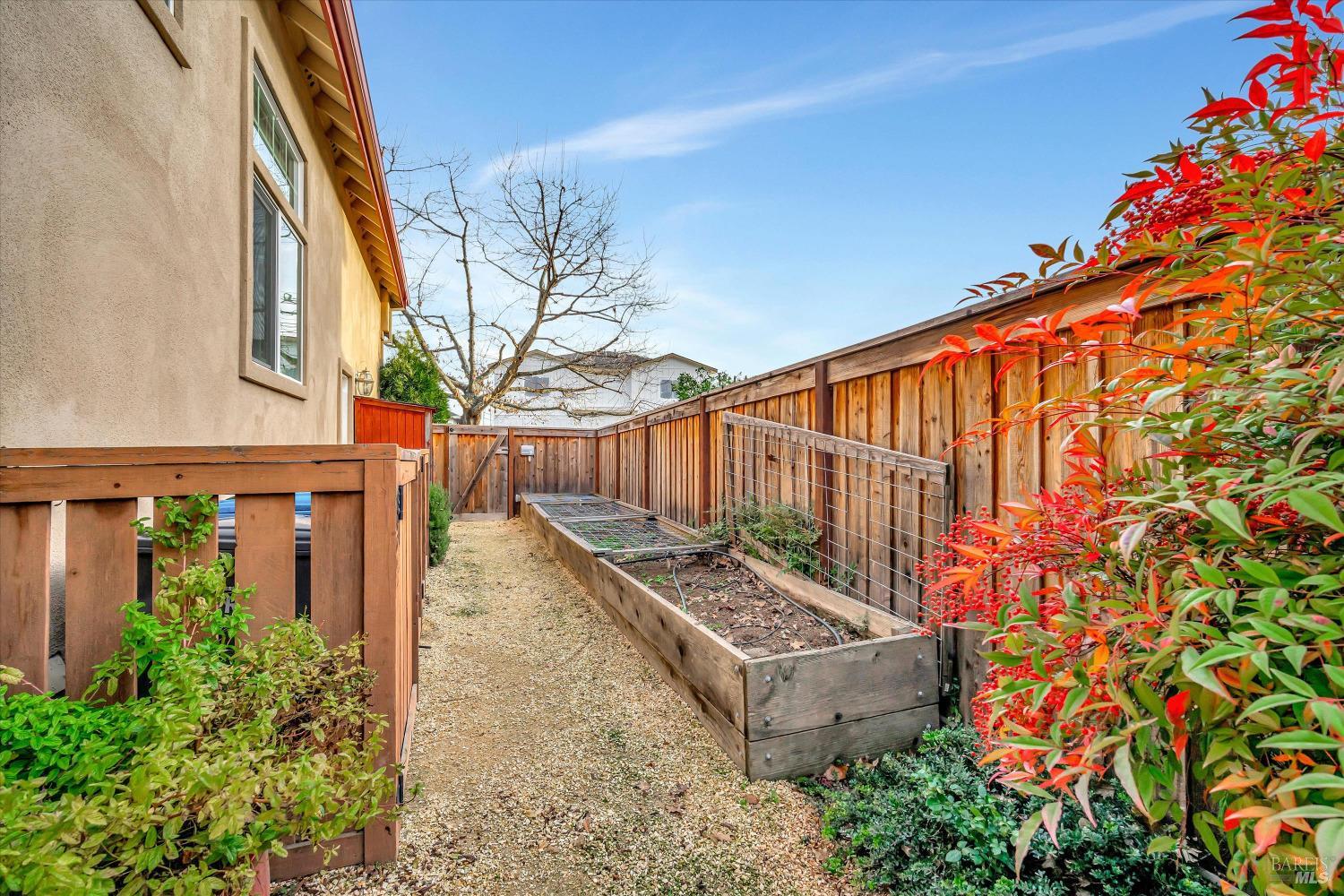 Detail Gallery Image 64 of 74 For 3573 Alkirst Ct, Santa Rosa,  CA 95403 - 4 Beds | 4/1 Baths