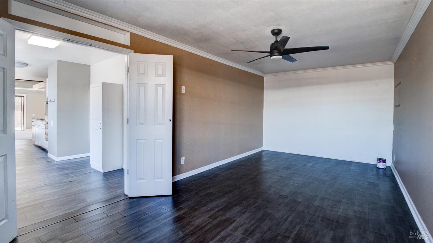 Detail Gallery Image 21 of 59 For 511 Hemlock Ct, Vacaville,  CA 95688 - 3 Beds | 2 Baths