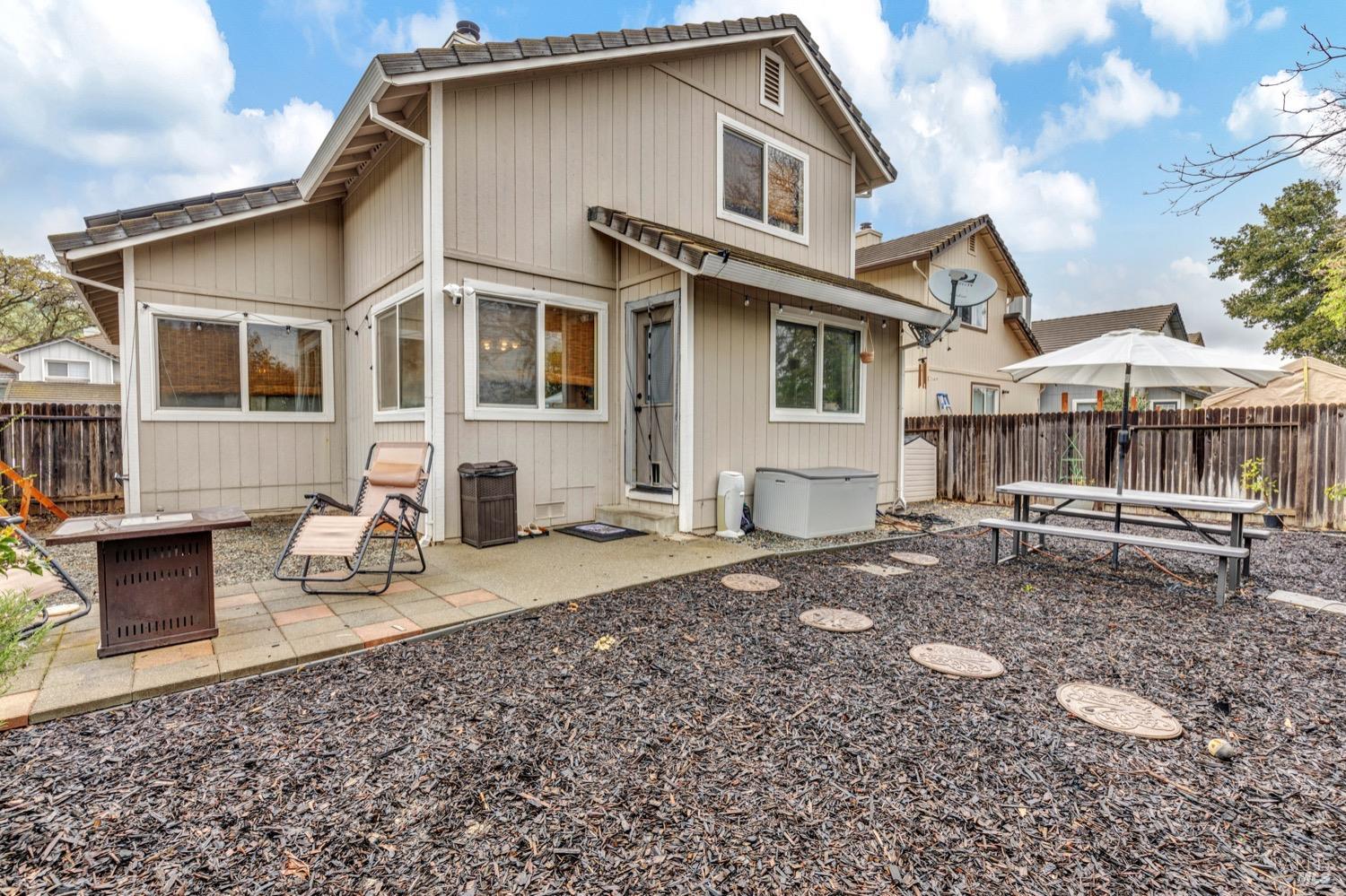 Detail Gallery Image 33 of 37 For 1137 Araquipa Ct, Vacaville,  CA 95687 - 3 Beds | 2/1 Baths