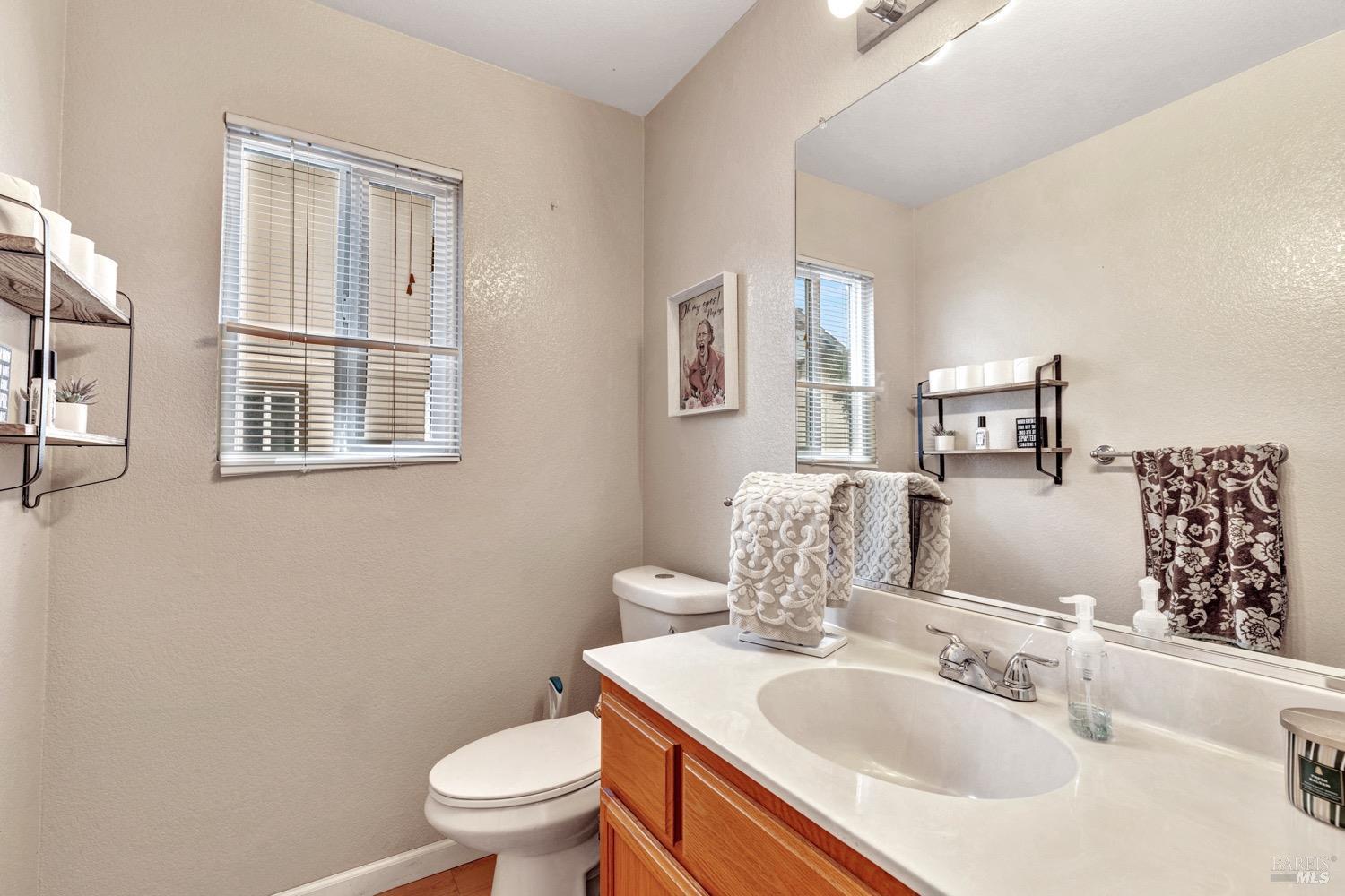 Detail Gallery Image 28 of 37 For 1137 Araquipa Ct, Vacaville,  CA 95687 - 3 Beds | 2/1 Baths