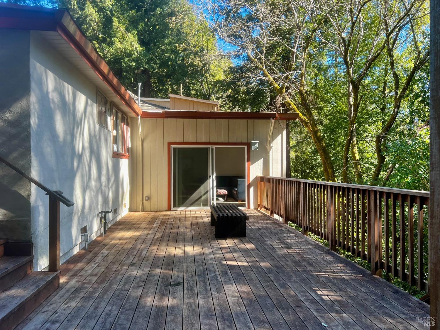 Detail Gallery Image 8 of 26 For 16017 Palo Alto Dr, Guerneville,  CA 95446 - 2 Beds | 1 Baths