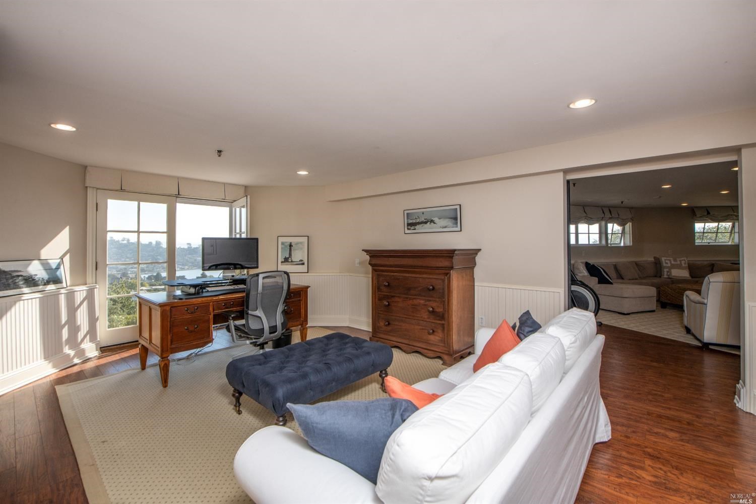 Detail Gallery Image 22 of 41 For 10 via Paraiso Unkn, Tiburon,  CA 94920 - 6 Beds | 5/1 Baths