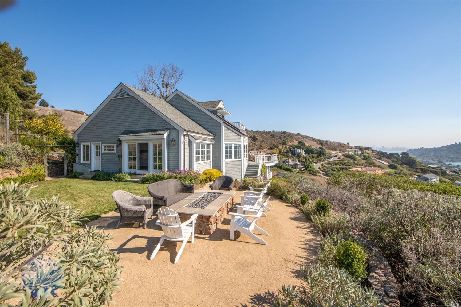 Detail Gallery Image 7 of 41 For 10 via Paraiso Unkn, Tiburon,  CA 94920 - 6 Beds | 5/1 Baths