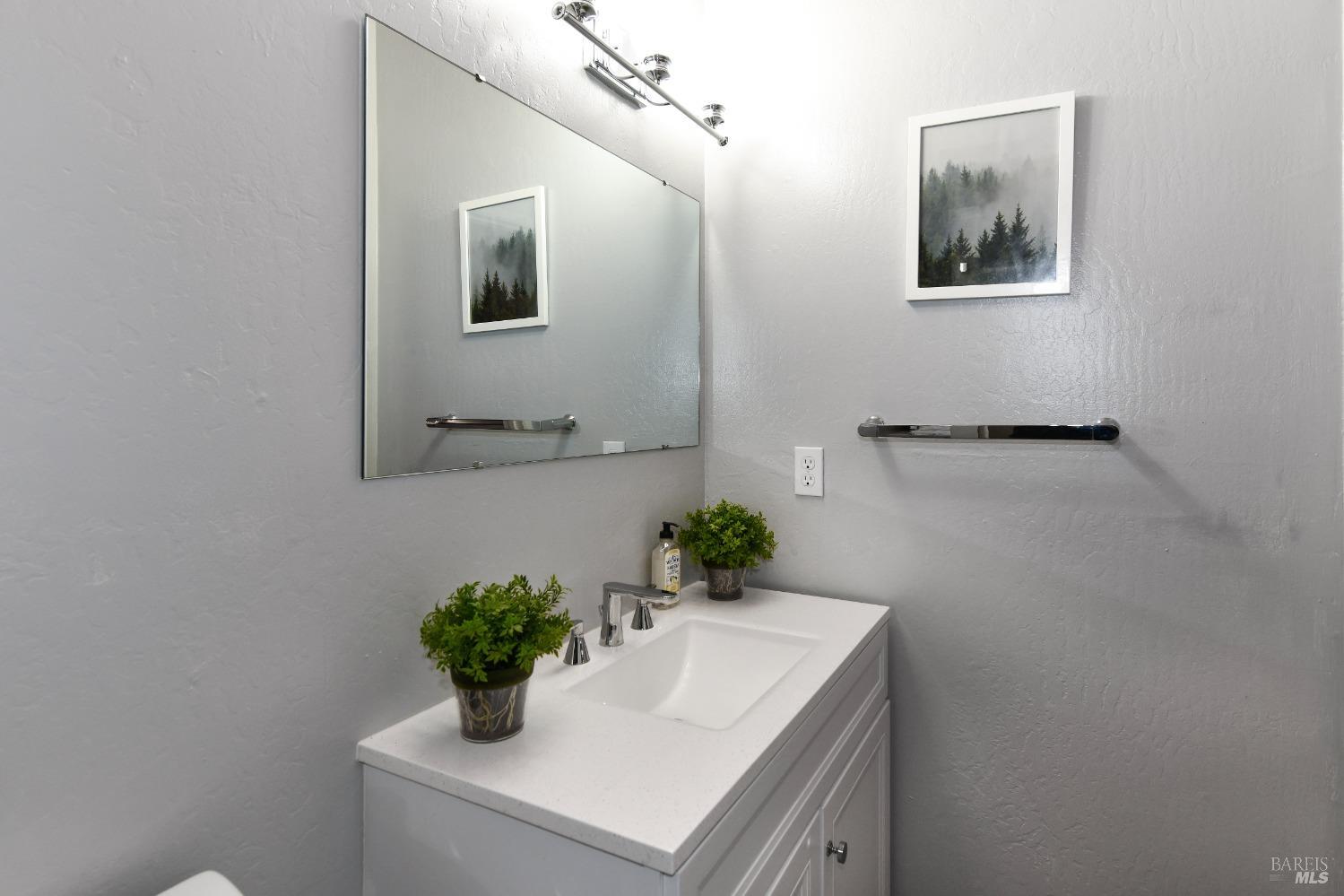 Detail Gallery Image 29 of 38 For 14528 Cherry St, Guerneville,  CA 95446 - 2 Beds | 2 Baths