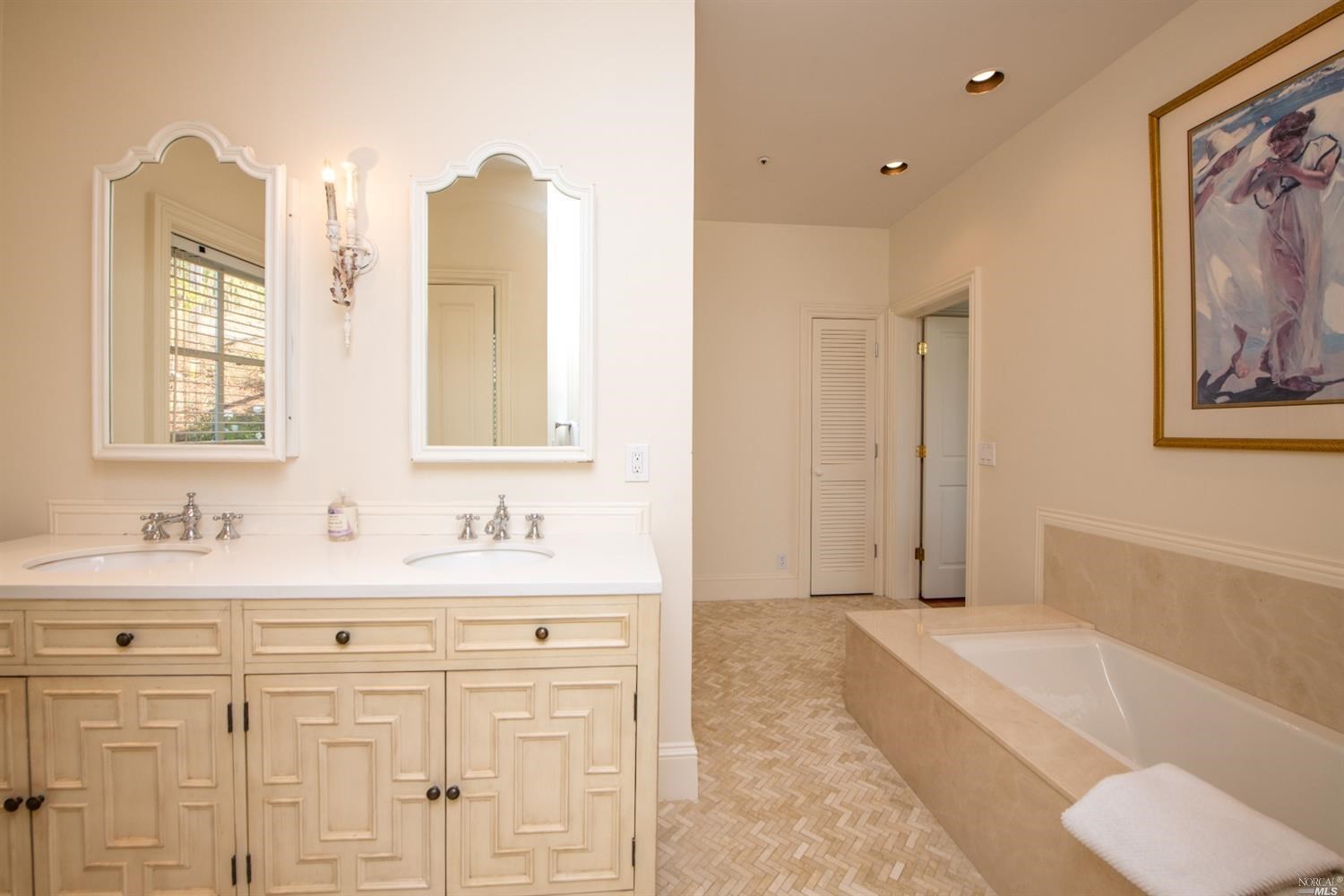 Detail Gallery Image 16 of 41 For 10 via Paraiso Unkn, Tiburon,  CA 94920 - 6 Beds | 5/1 Baths