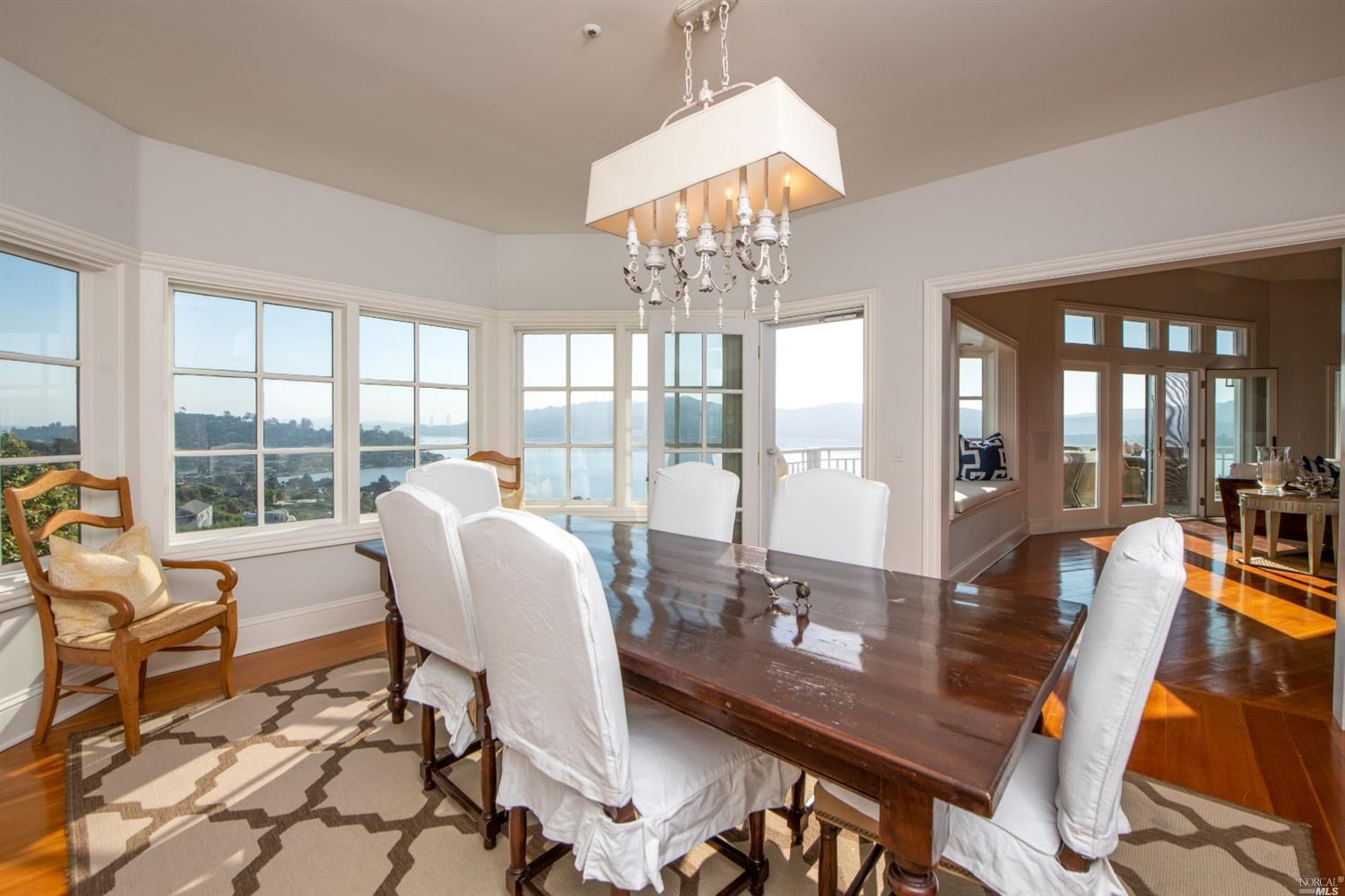 Detail Gallery Image 12 of 41 For 10 via Paraiso Unkn, Tiburon,  CA 94920 - 6 Beds | 5/1 Baths