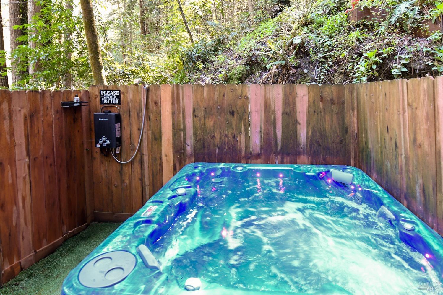 Detail Gallery Image 14 of 38 For 14528 Cherry St, Guerneville,  CA 95446 - 2 Beds | 2 Baths