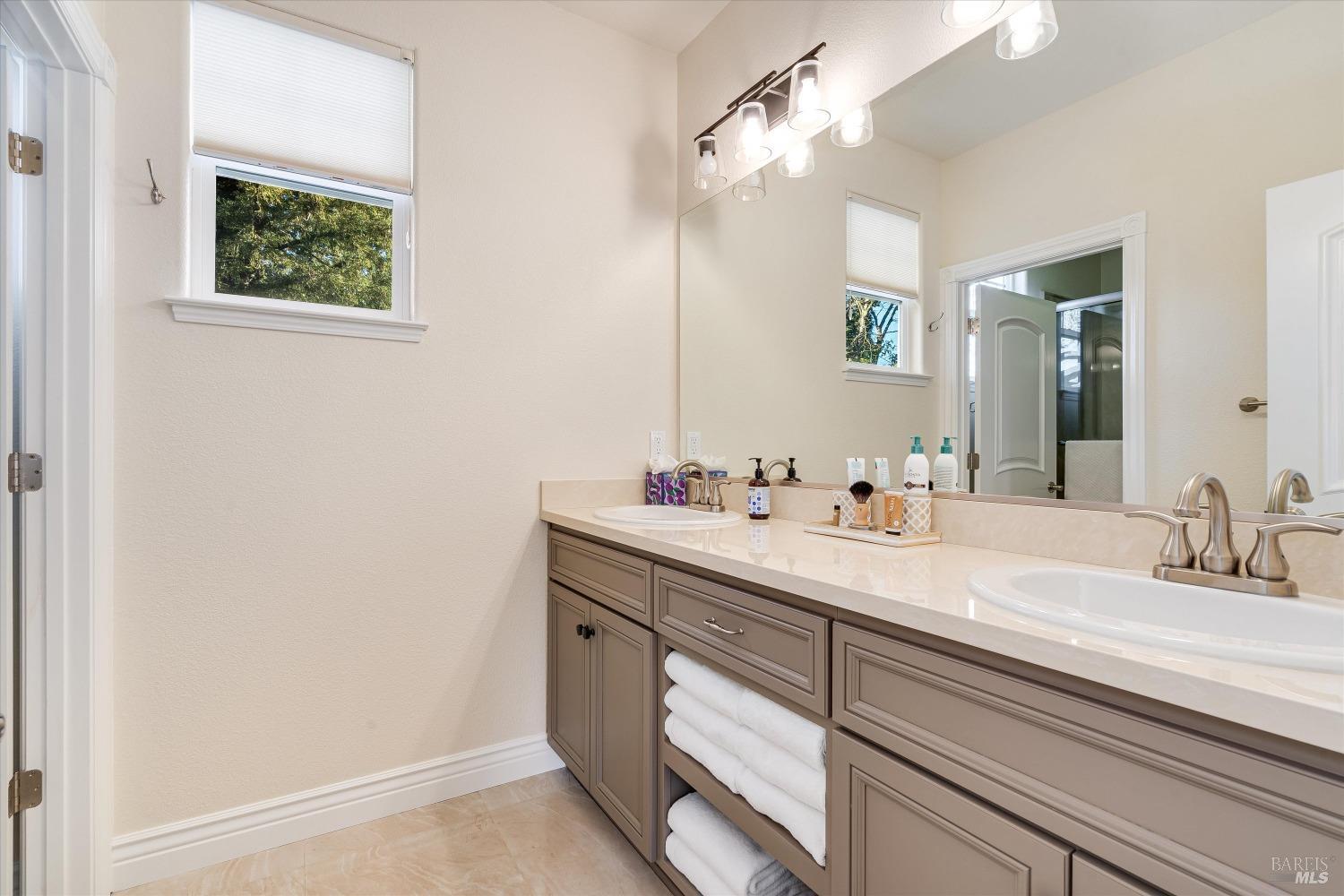 Detail Gallery Image 34 of 48 For 1324 Elmhurst Ave, Saint Helena,  CA 94574 - 3 Beds | 2/1 Baths