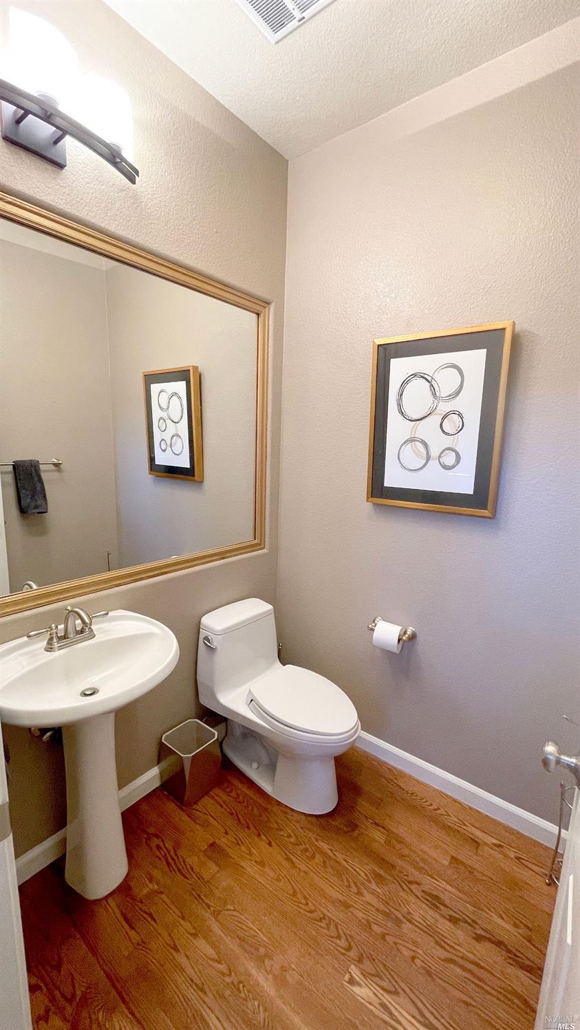 Detail Gallery Image 11 of 69 For 41 Presidio Dr, Novato,  CA 94949 - 4 Beds | 2/1 Baths