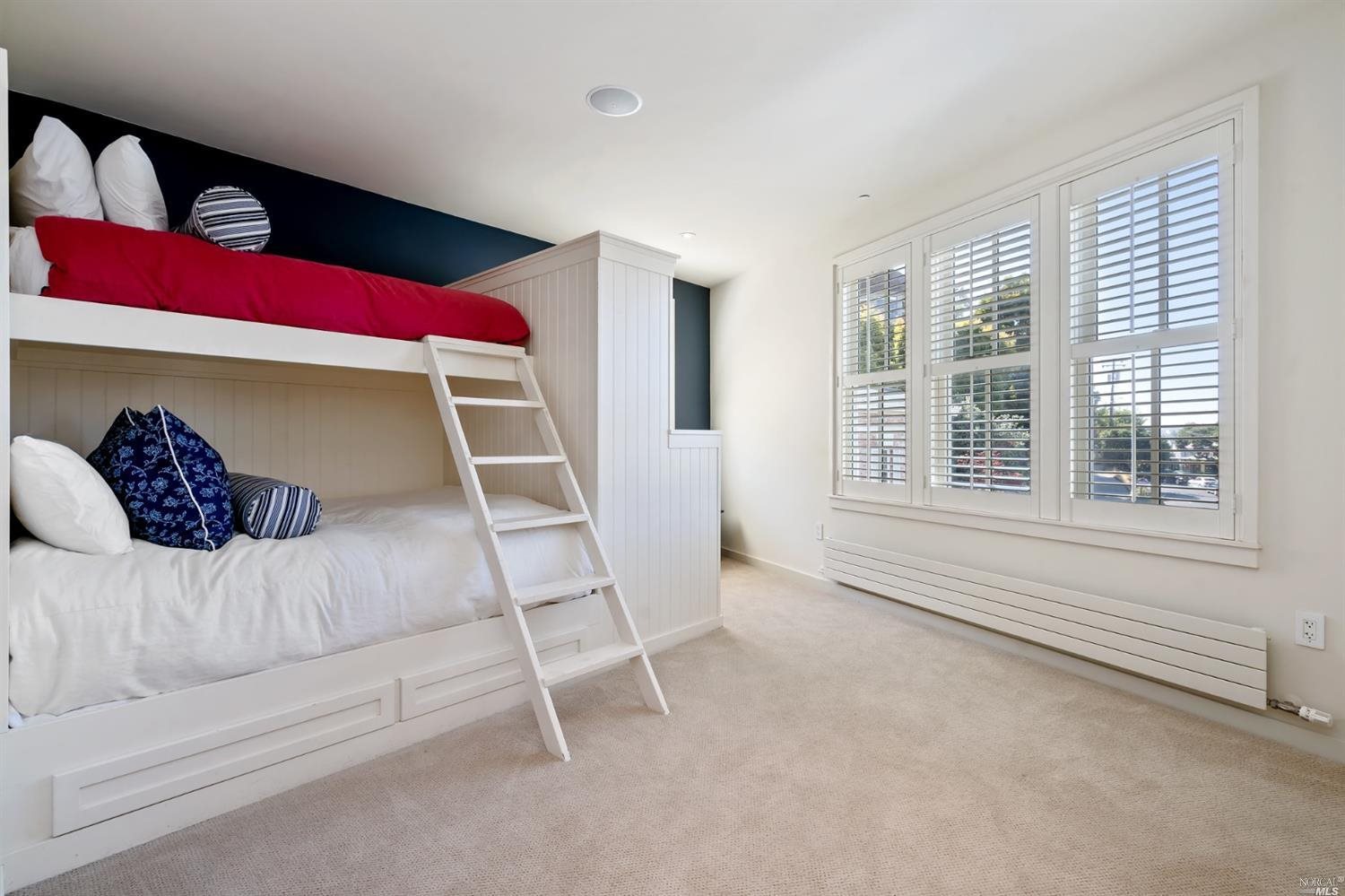 Detail Gallery Image 53 of 63 For 41 Main St #3,  Tiburon,  CA 94920 - 2 Beds | 2/1 Baths