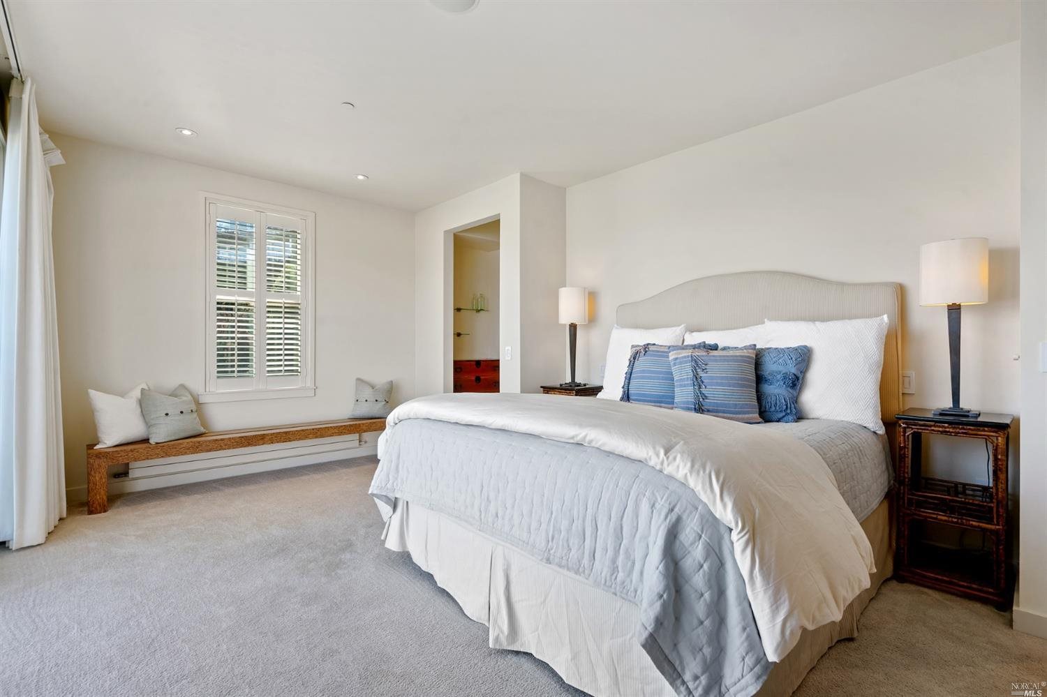 Detail Gallery Image 45 of 63 For 41 Main St #3,  Tiburon,  CA 94920 - 2 Beds | 2/1 Baths