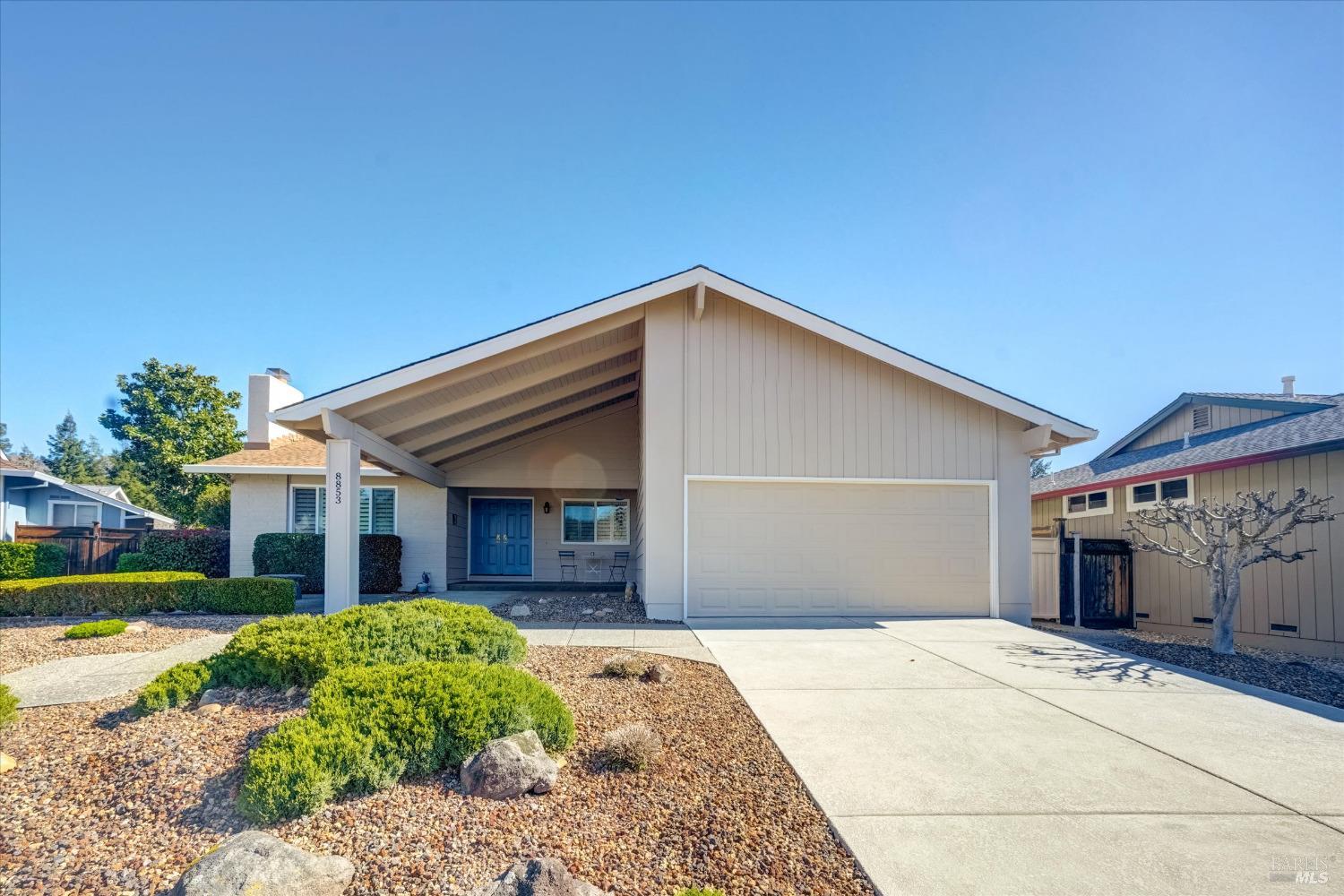 Detail Gallery Image 1 of 1 For 8853 Oak Trail Ct, Santa Rosa,  CA 95409 - 3 Beds | 2 Baths