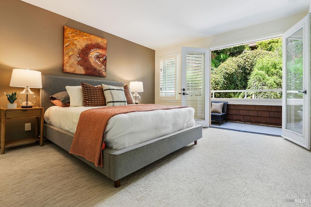 Detail Gallery Image 20 of 31 For 95 Bulkley Ave, Sausalito,  CA 94965 - 3 Beds | 3/1 Baths