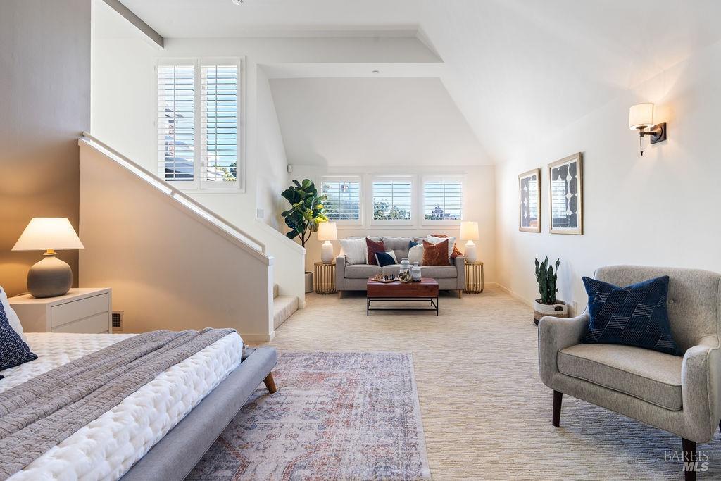 Detail Gallery Image 13 of 31 For 95 Bulkley Ave, Sausalito,  CA 94965 - 3 Beds | 3/1 Baths