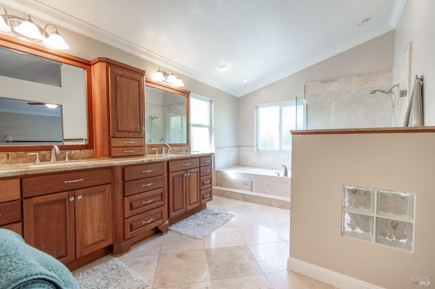 Detail Gallery Image 23 of 46 For 578 Laramie Way, Vacaville,  CA 95688 - 4 Beds | 2/1 Baths