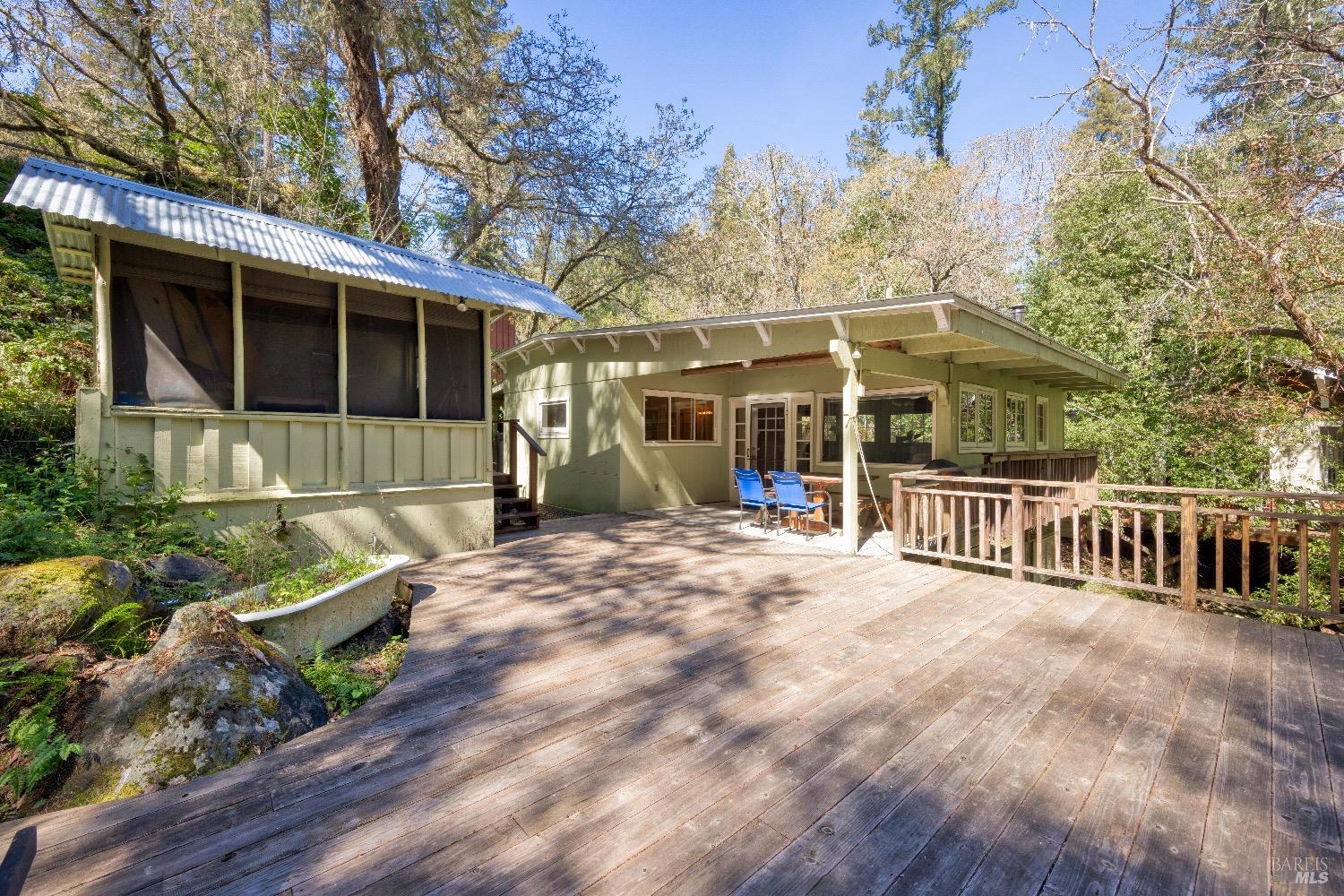 Detail Gallery Image 1 of 27 For 8 Hahn Rd, Cazadero,  CA 95421 - 2 Beds | 1 Baths