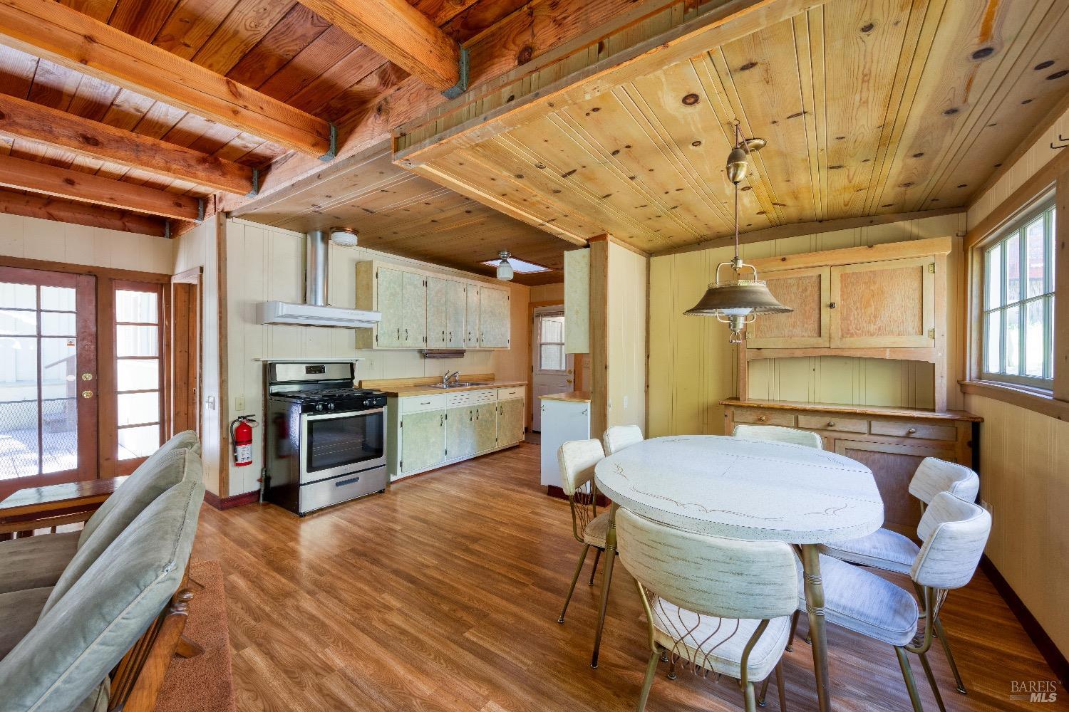 Detail Gallery Image 5 of 27 For 8 Hahn Rd, Cazadero,  CA 95421 - 2 Beds | 1 Baths