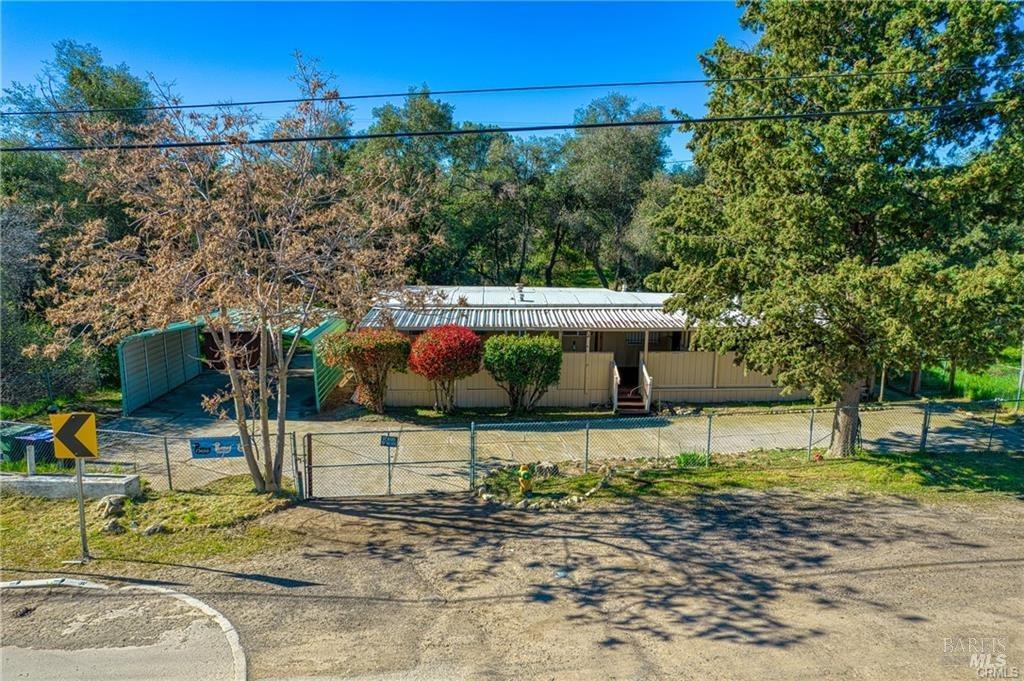 Photo of 13689 Sonoma Ave in Clearlake, CA