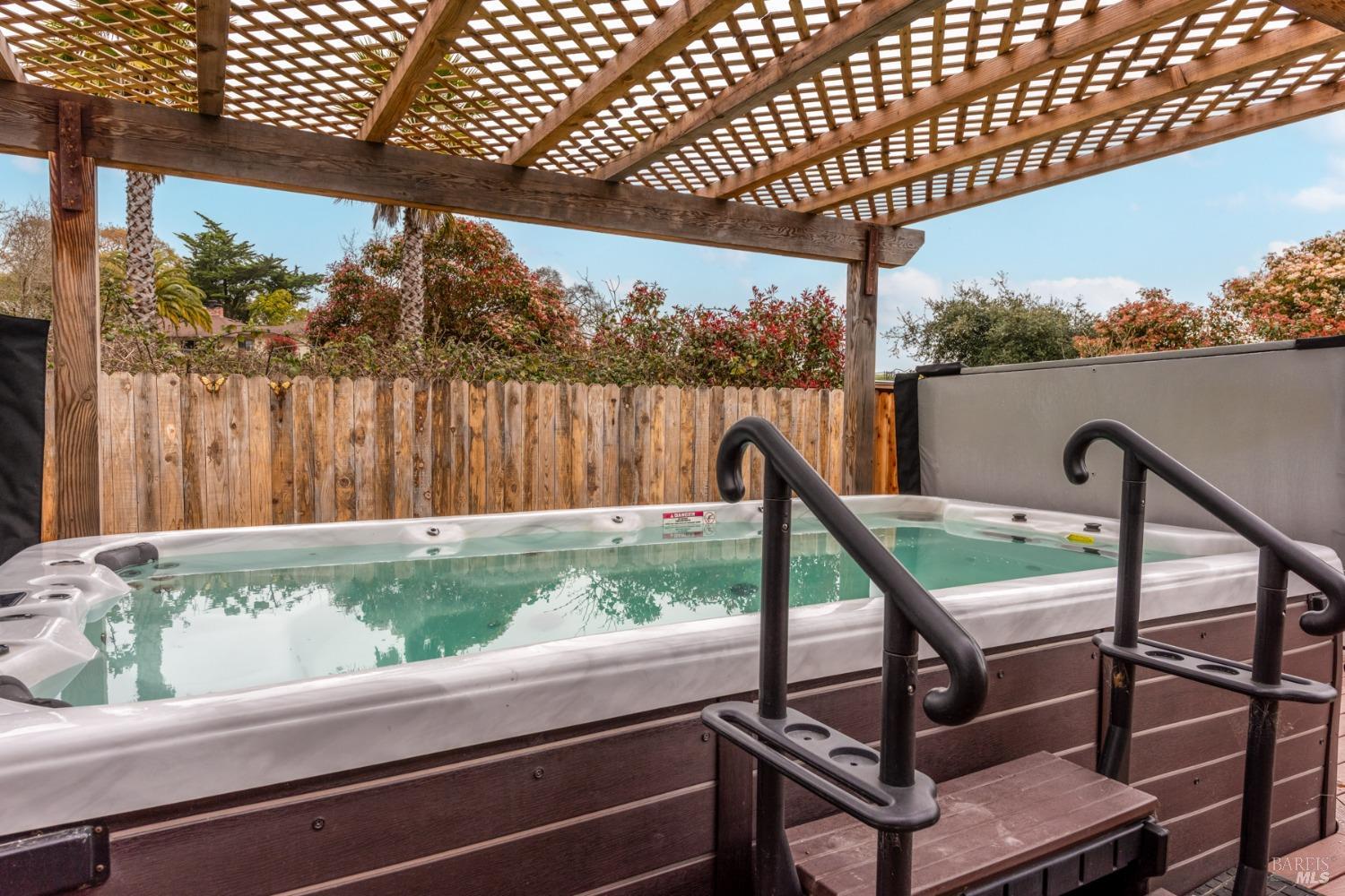 Detail Gallery Image 1 of 1 For 4175 Woodworth Rd, Sebastopol,  CA 95472 - 3 Beds | 2 Baths